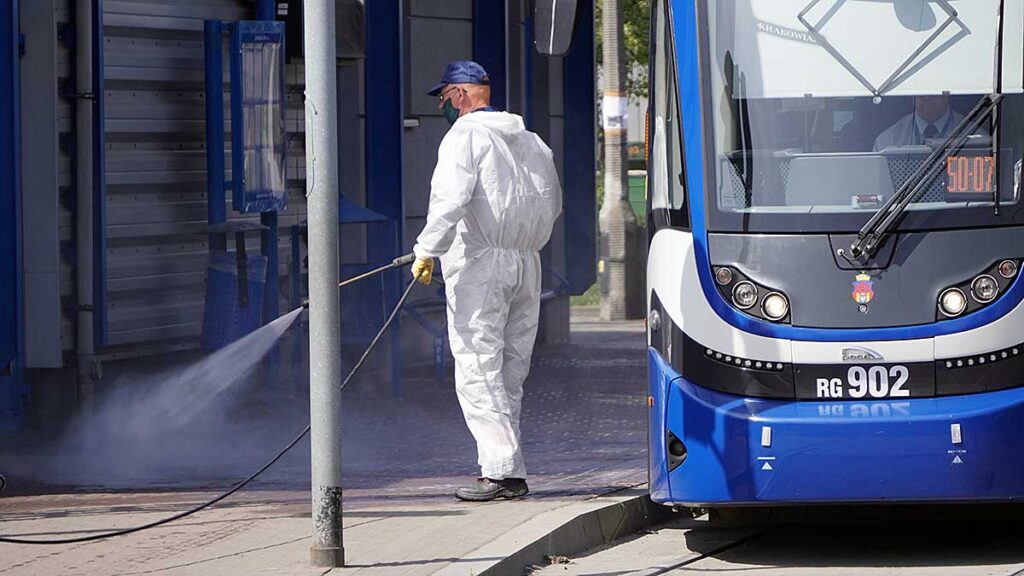 W polsce od 15 grudnia dodatkowe obowiazkowe zasady bezpieczenstwa kat