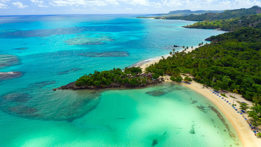 Wakacje w dominikana samana polskie biuro turystyczne voyager club usa kat