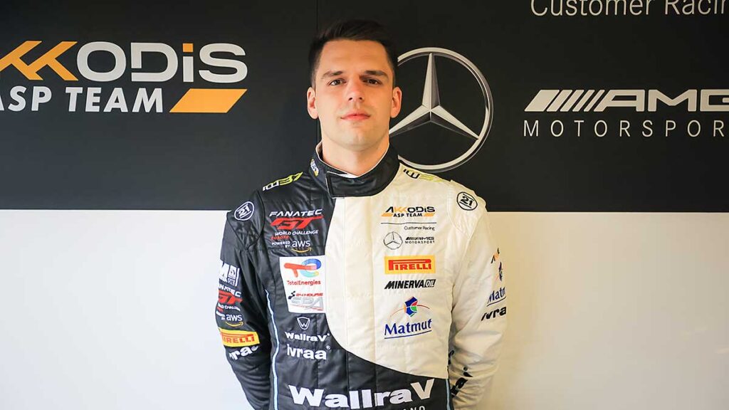 Walilko punktuje w debiucie w gt world challenge kat