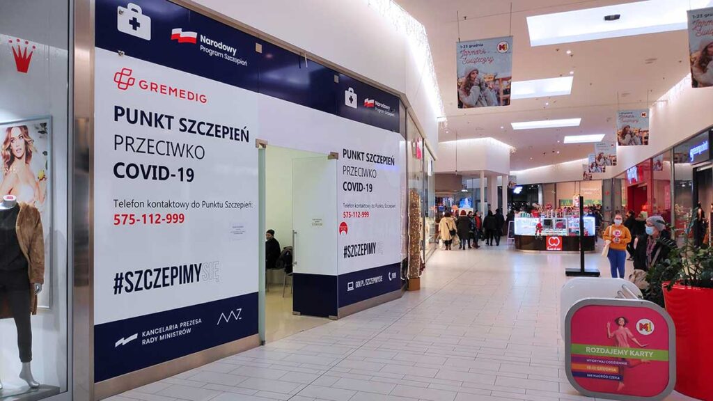 Walka z pandemia w polsce spotkanie z premierem morawieckim kat