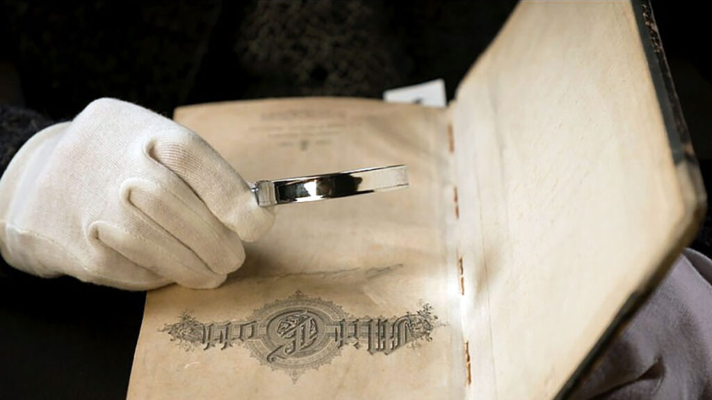 War journal of ss officer and locations of lost treasures of world cultural heritage kat