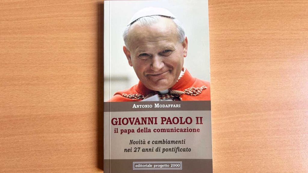 Watykanista agencji la presse jan pawel ii byl osobowoscia medialna kat