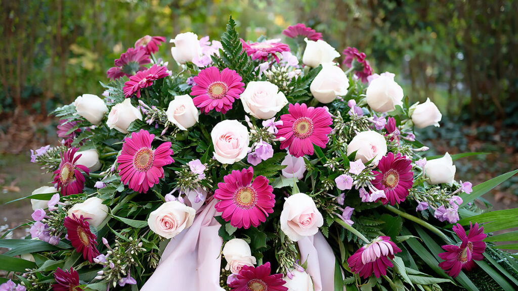 Wiazanki na dzien zmarlych w polsce wyslij przez polamer kat