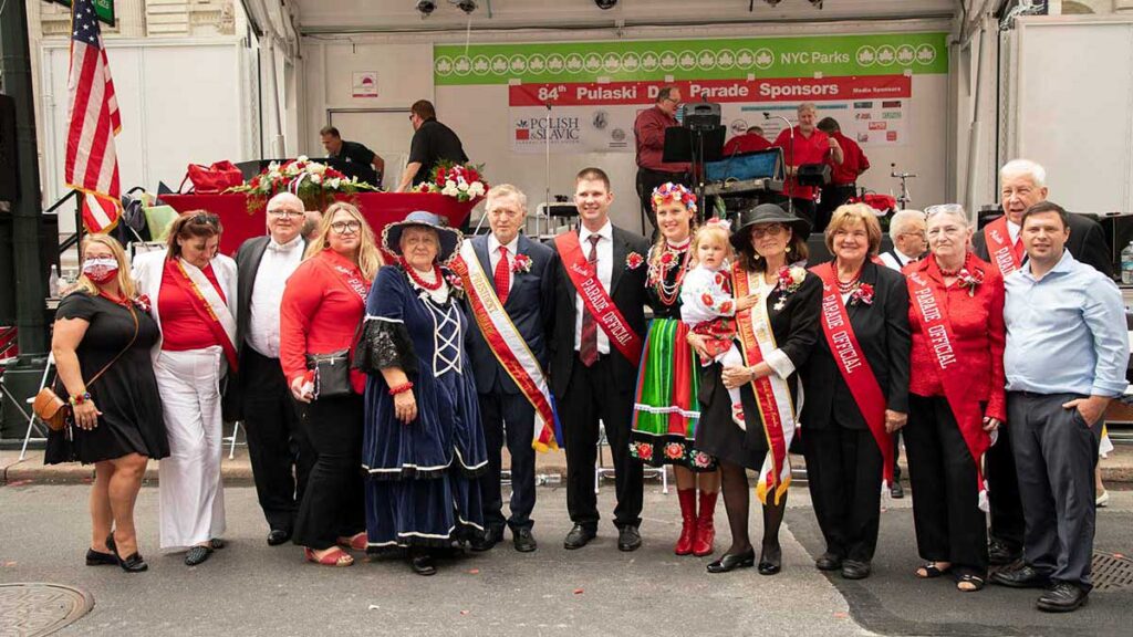 Wielki marszalek parady pulaskiego 2022 w nowym jorku zostal wybrany kat