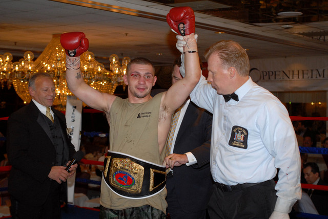 Wielki mistrz pawel wolak 03 25 2007 kat 15