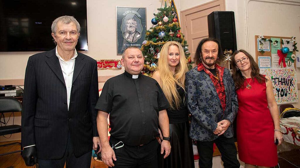 Wigilia w klubie seniora pete mcguinness na greenpoincie kat