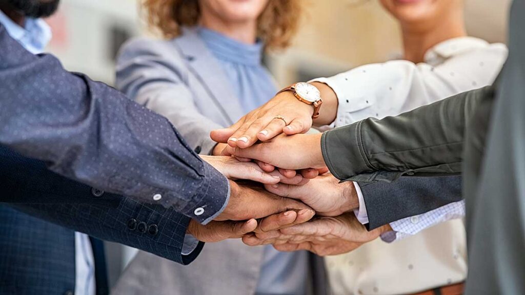 Wolontariat pracowniczy czyli jak pomoc pracownikom pomagac innym kat