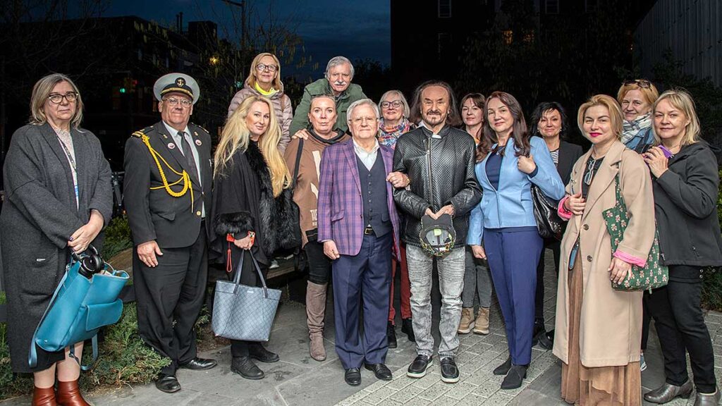 Wyklad ryszarda drucha o sztuce w bibliotece na greenpoincie kat