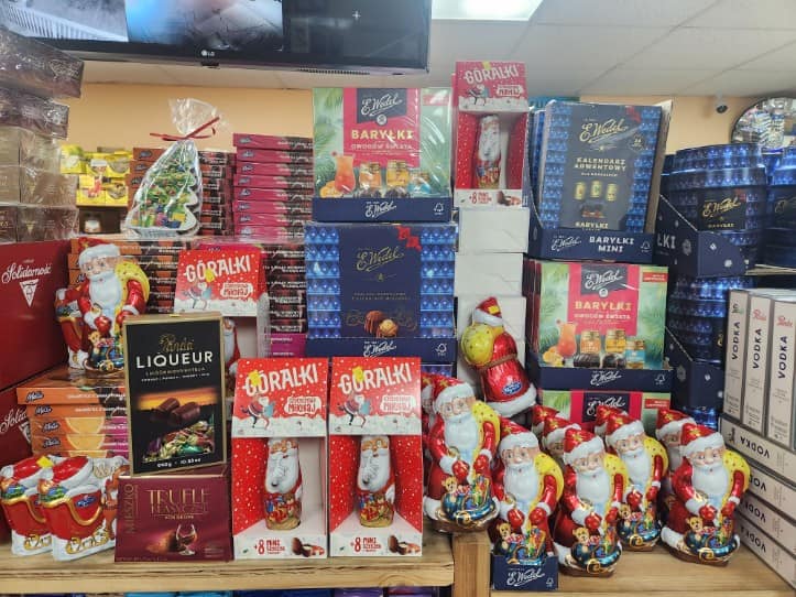 Zakupy na swieta w pa w polskim sklepie krakus deli kat