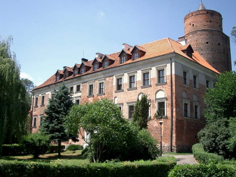 Zamek w uniejowie rezydencja jaroslawa bogorii kat 13