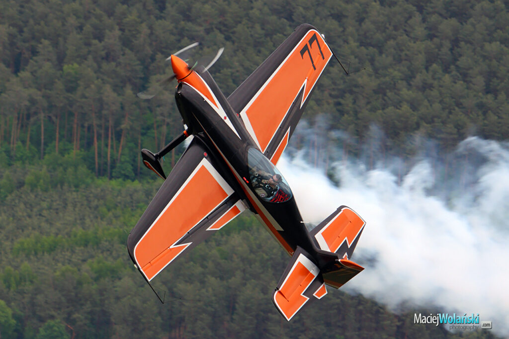 Znakomici piloci artur kielak i tomasz czekajlo w teamie gwiazd na meczu orlow wenty przeciwko reszcie swiata kat 48