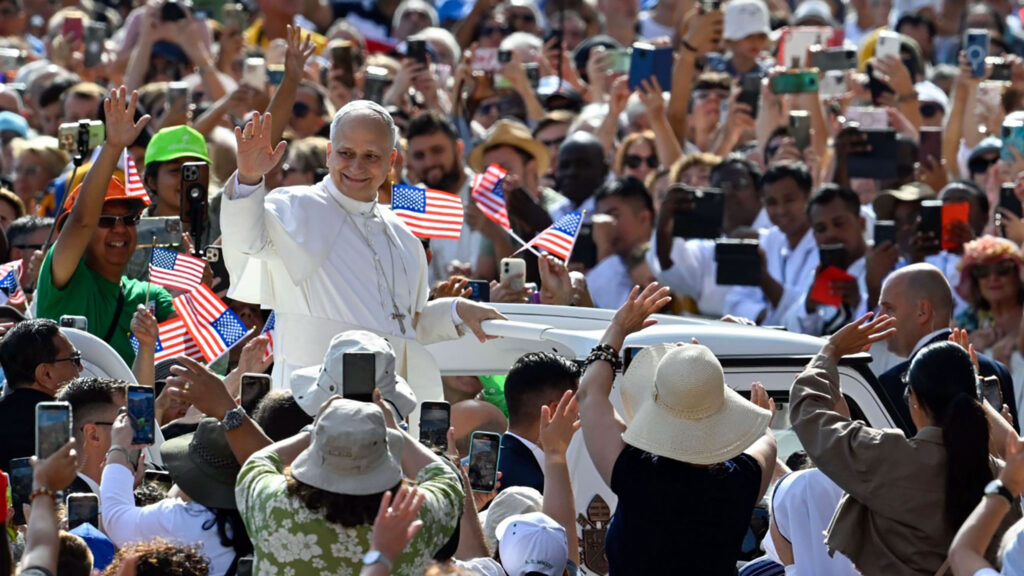 Badania leon xiv cieszy sie wysoka sympatia wsrod amerykanow kat