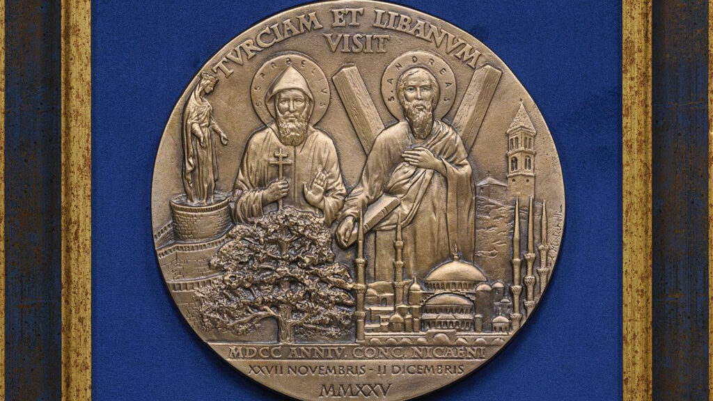 Medal head