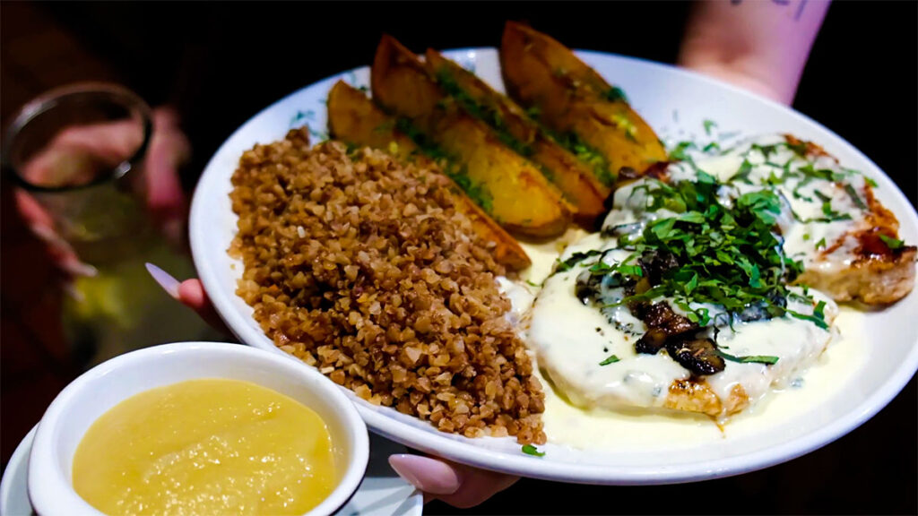 Polskie restauracje w ny i pa chris restaurant na brooklynie i w stroudsburg kat