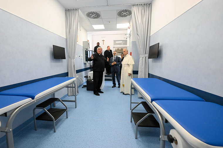 Pope clinic body