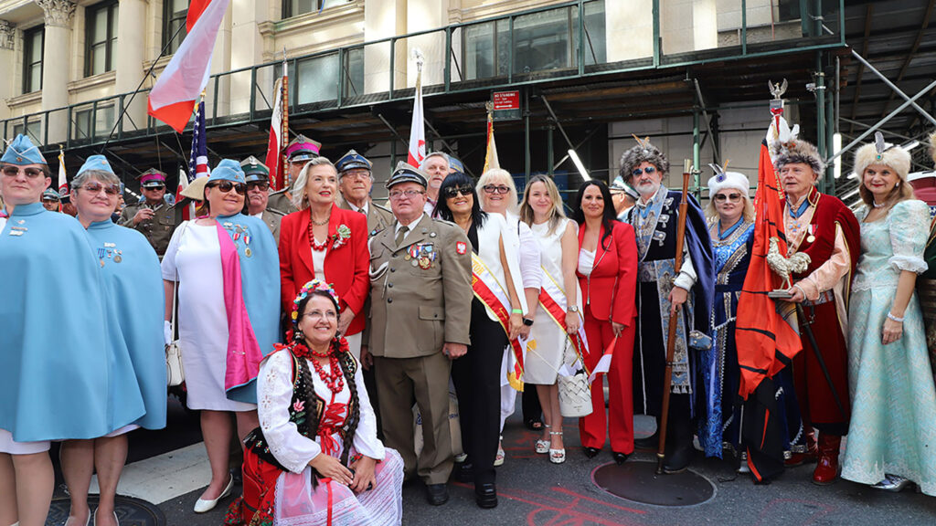 Przed pulaski day parade 2025 w nowym jorku kat