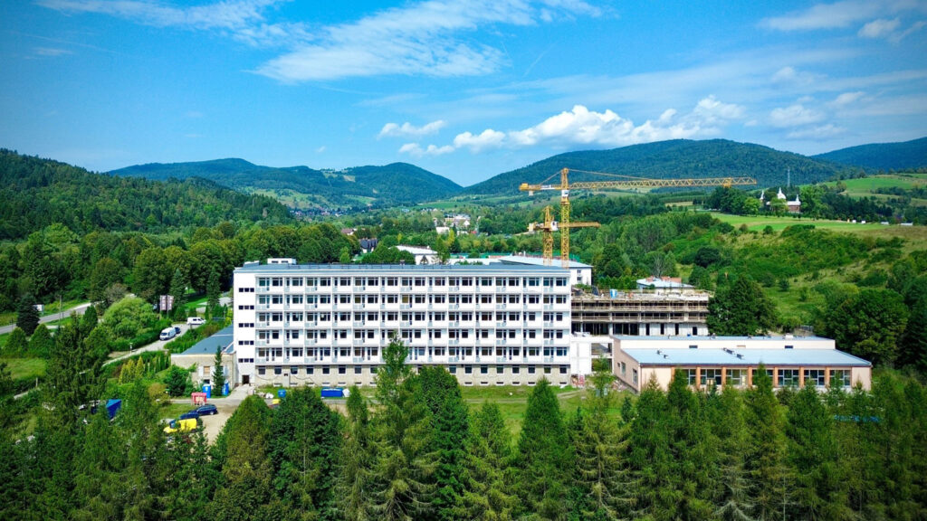 Rusza arche metalowiec muszyna to 24 hotel w kolekcji wladyslawa grochowskiego kat