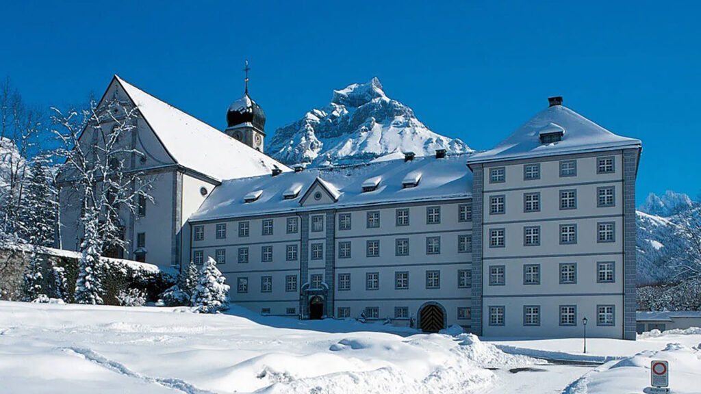 Szwajcaria turystyka do obiektow sakralnych odkryje korzenie wiary kat