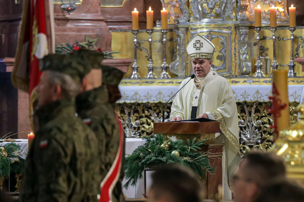 Msza sw 107 rocznica Powsania Wielkopolskiego 4 (fot. Archidiecezja Poznańska)