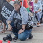 Journalist mourning Head