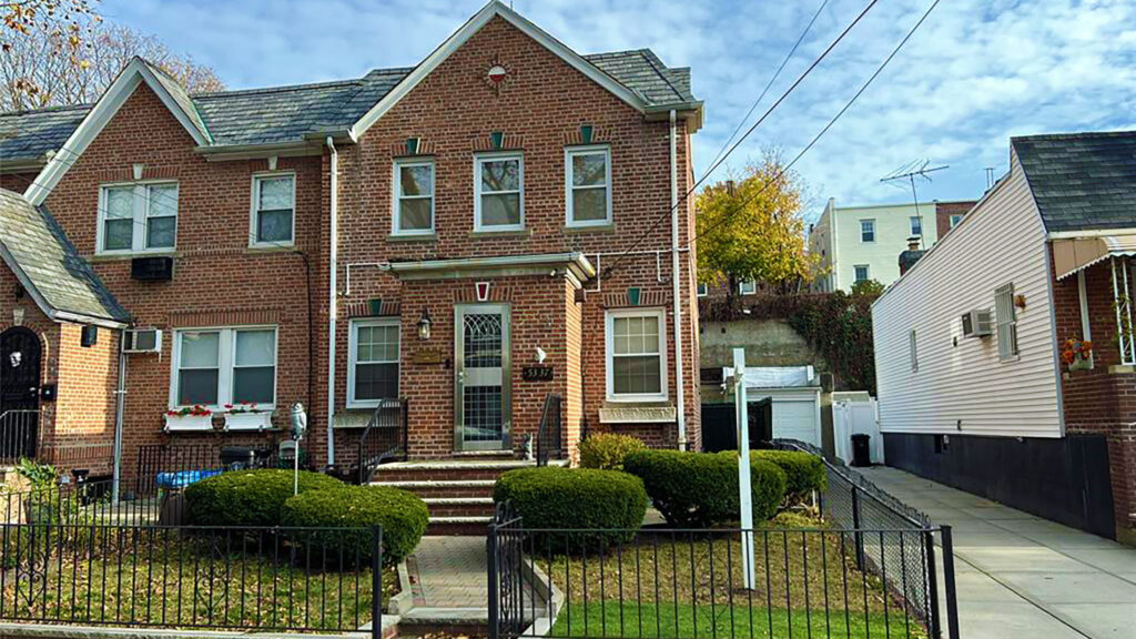 5337 62nd Street, Maspeth, NY