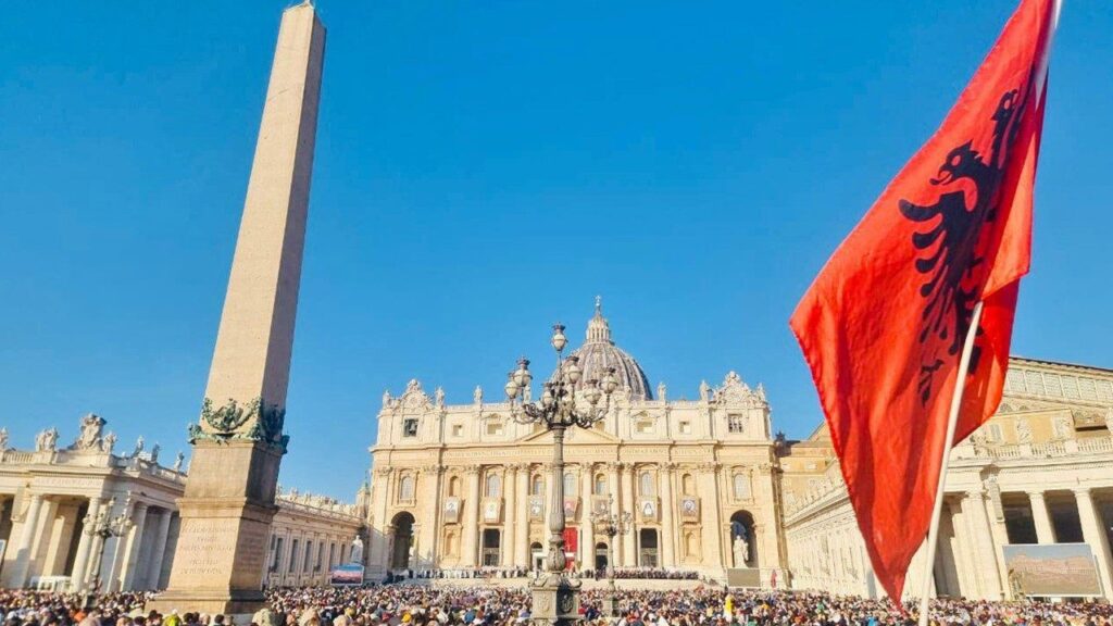 Plac św. Piotra, Vatican Media