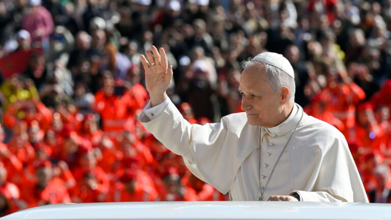 Leon XIV podczas audiencji generalnej (@Vatican Media)