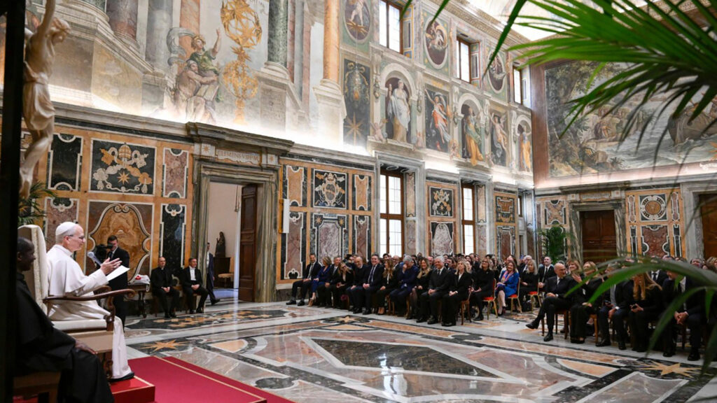 Journalists vatican head