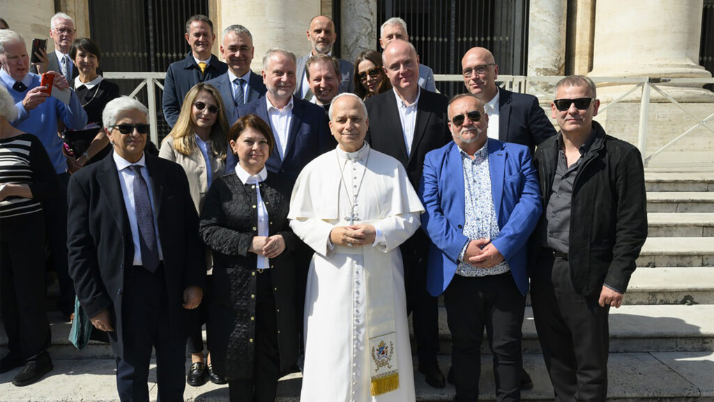 Pope vatican radio
