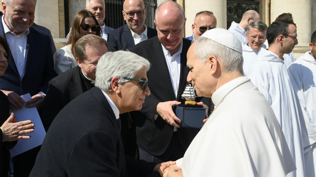 Pope vatican radio
