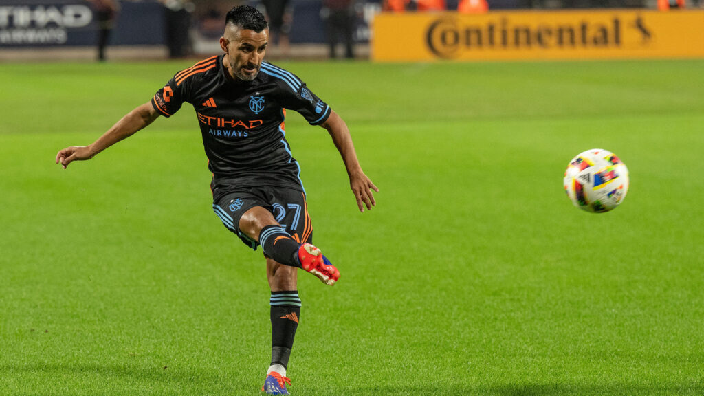 Maxi Moralez (#27) Fot. Lev Radin Depositphotos