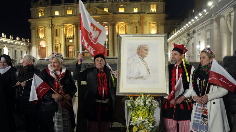 Jan pawel vigil head