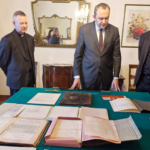 Pope archive vatican head