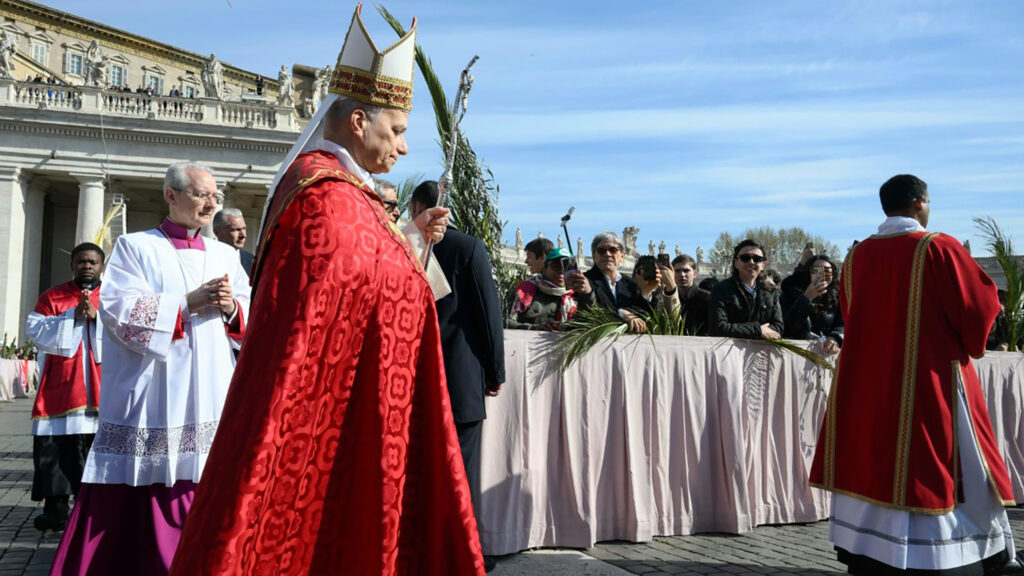 Pope easter vatican head