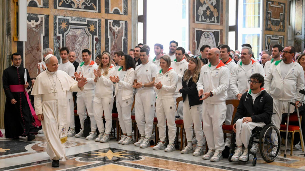 Pope winter games head