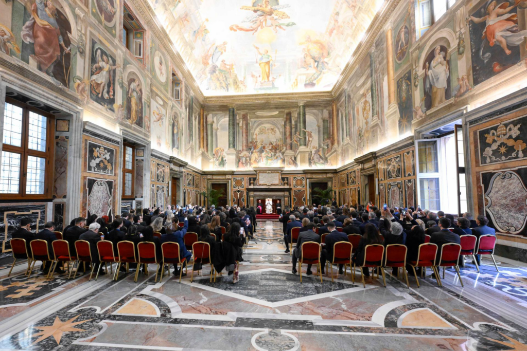 Pope leo audience body