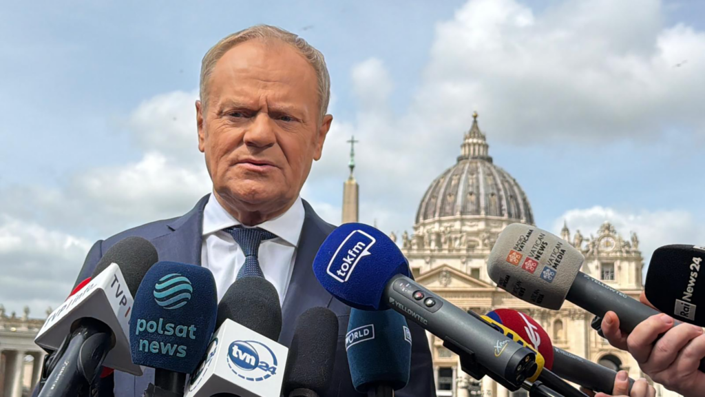 Tusk vatican head