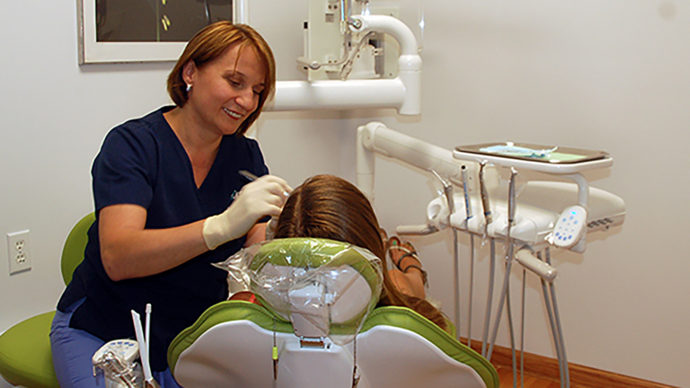 Protetyka i leczenie dentystyczne na greenpoincie polski dentysta rodzinny w nowym jorku bozena piekarz lesiczka dds