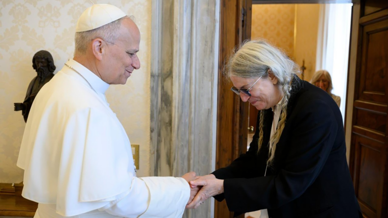 Patti smith pope head