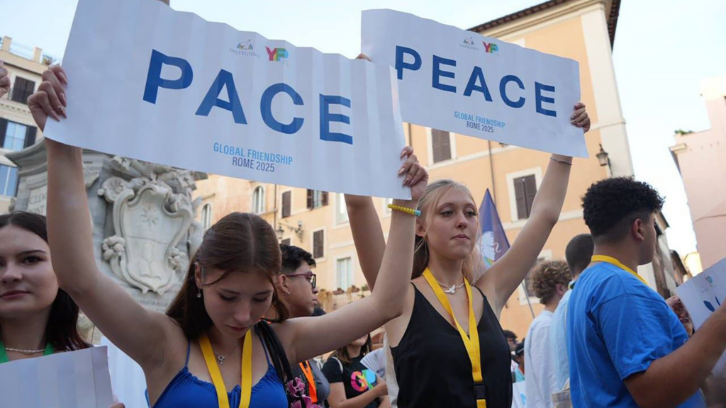 Peace conference budapest head