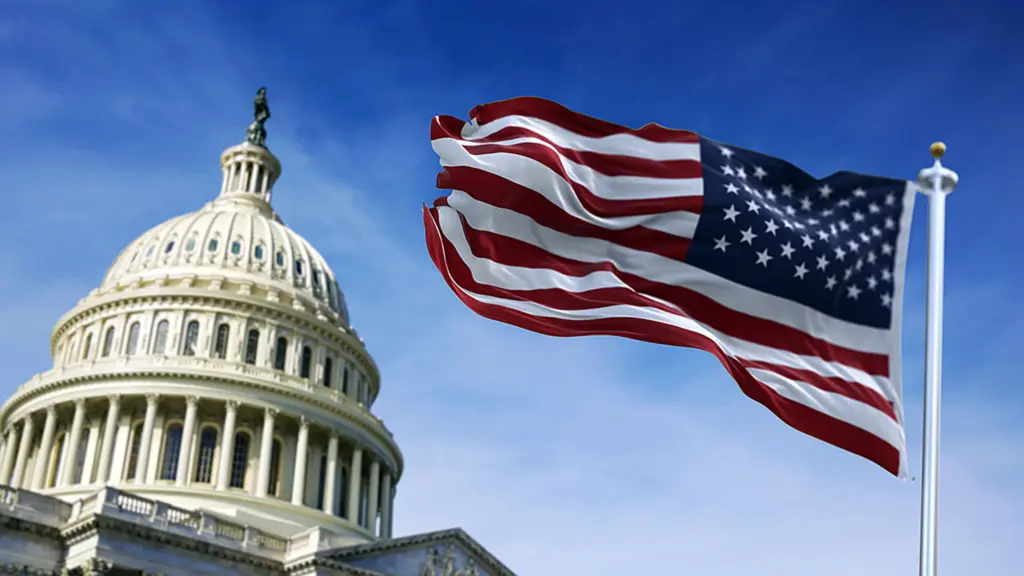 Federal contractors new laws head