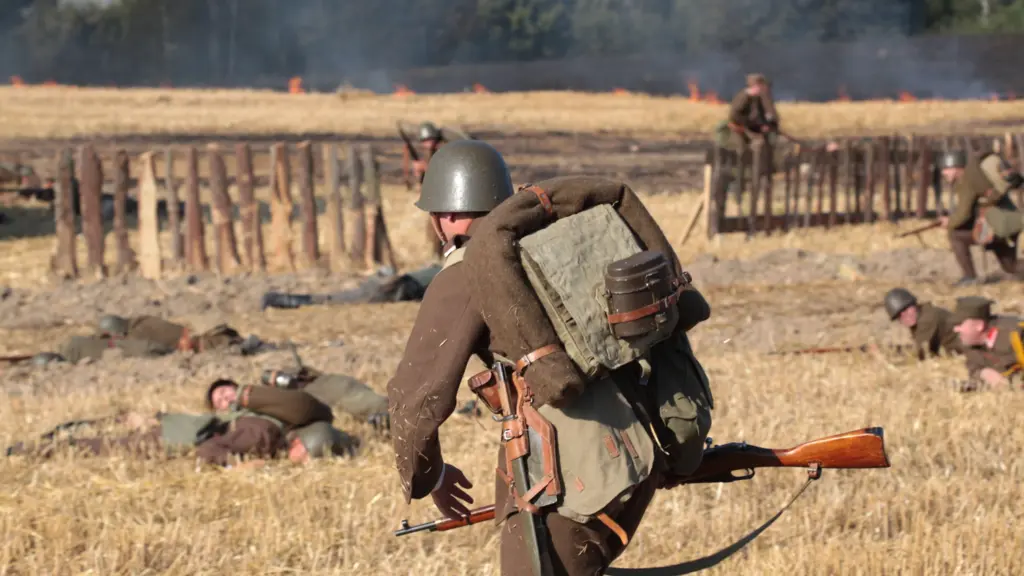 Re enactment head