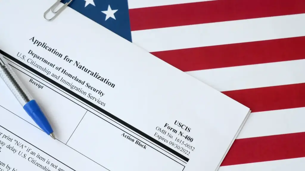 USCIS formularz I-539 I-765 wrzesień 2026 studenci F-1 J-1