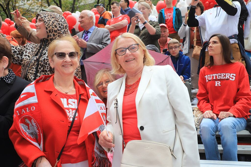 89. Parada Pułaskiego w Nowym Jorku – początek parady przy trybunie honorowej