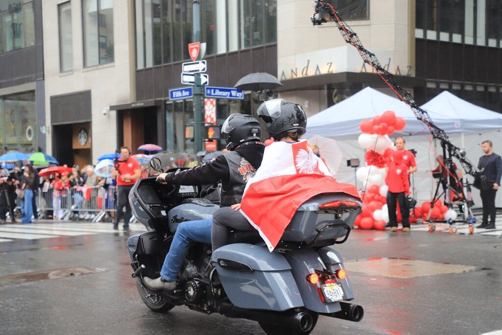 89. Parada Pułaskiego w Nowym Jorku – weterani, harcerze i polonijne firmy
