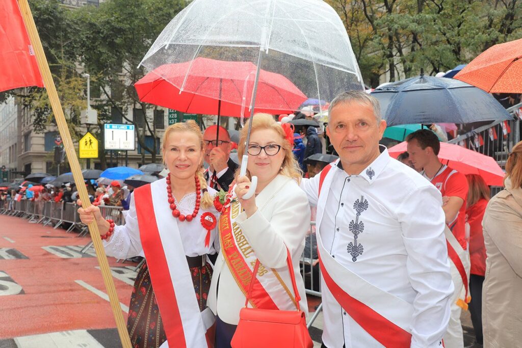 89. Parada Pułaskiego w Nowym Jorku – parafie, szkoły i Greenpoint