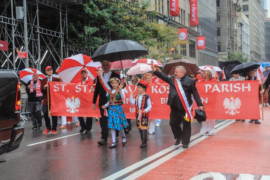 89. Parada Pułaskiego w Nowym Jorku – parafie, szkoły i Greenpoint