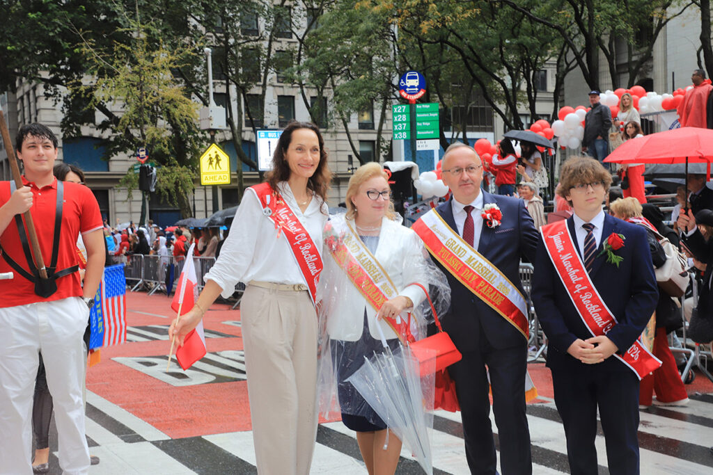 89. Parada Pułaskiego w Nowym Jorku – studenci, młodzież i Ridgewood
