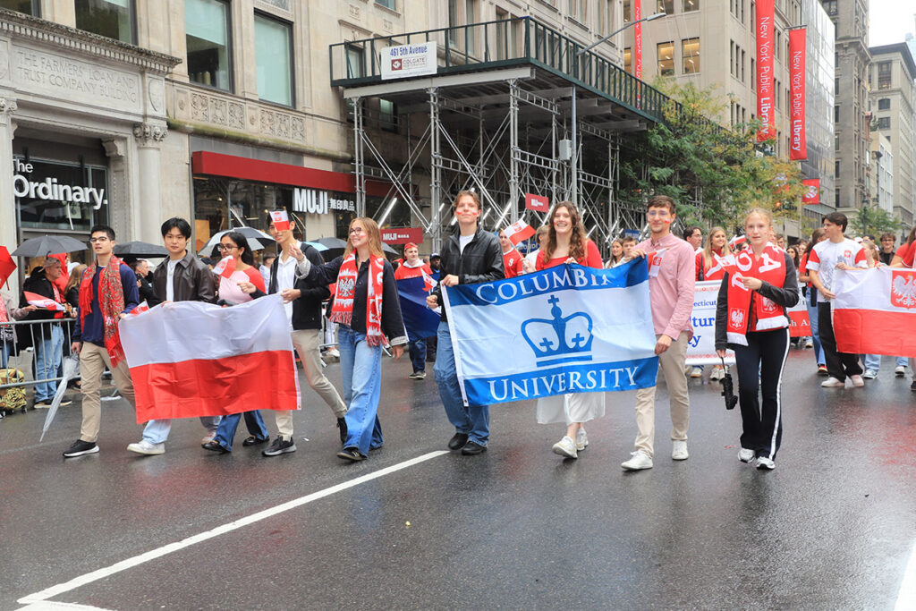 89. Parada Pułaskiego w Nowym Jorku – studenci, młodzież i Ridgewood