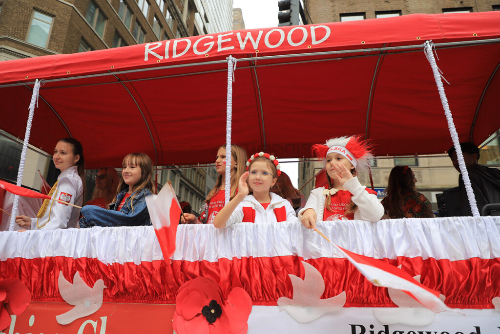 89. Parada Pułaskiego w Nowym Jorku – studenci, młodzież i Ridgewood